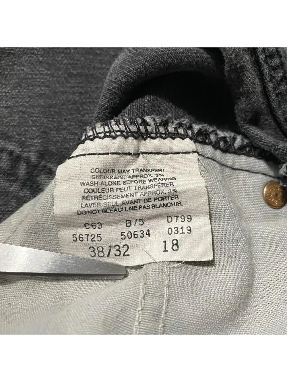 Levi's Jeans Men's 38x32 Black Denim Orange Tab Faded Black Fits (36x31) Canada - Picture 4 of 6